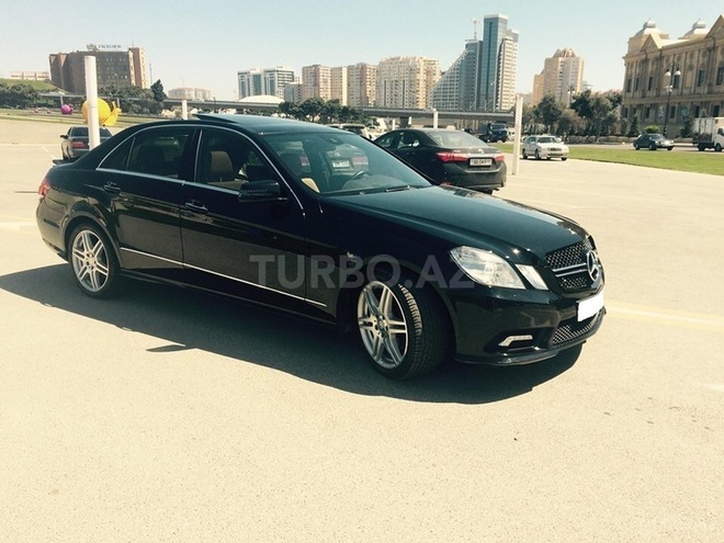 Mercedes E 350 2011, 38,000 km - 3.0 л - Bakı