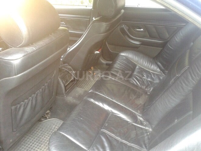 BMW 528 1998, 320,000 km - 2.8 l - Bakı