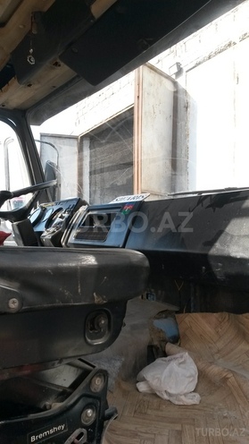 Mercedes Atego 1824 1979, 500,000 km - 4.3 l - Bakı