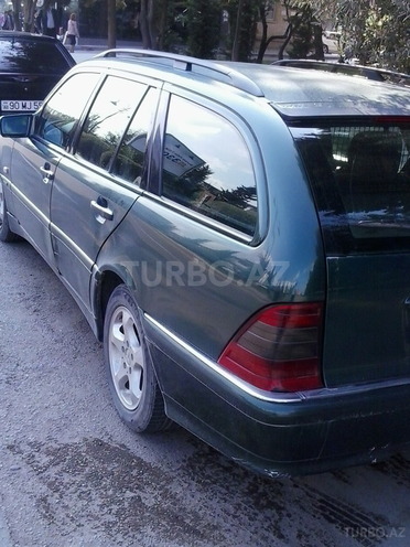 Mercedes C 220 1999, 248,000 km - 2.2 l - Bakı