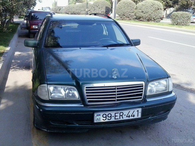 Mercedes C 220 1999, 248,000 km - 2.2 l - Bakı