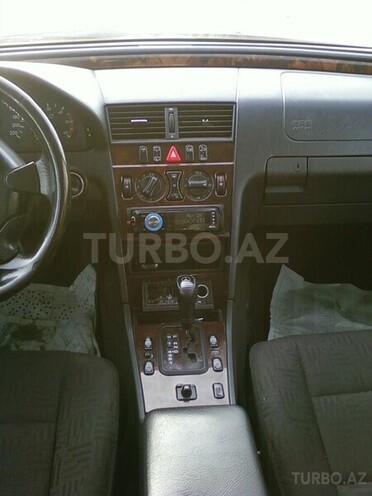 Mercedes C 220 1999, 248,000 km - 2.2 l - Bakı