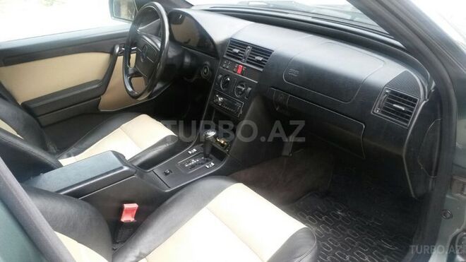 Mercedes C 200 1995, 230,000 km - 2.0 л - Bakı