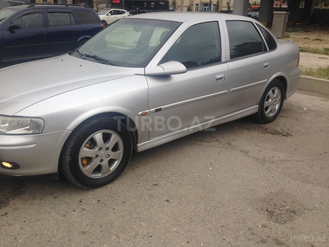 Opel Vectra 2000, 226,000 km - 1.8 l - Bakı