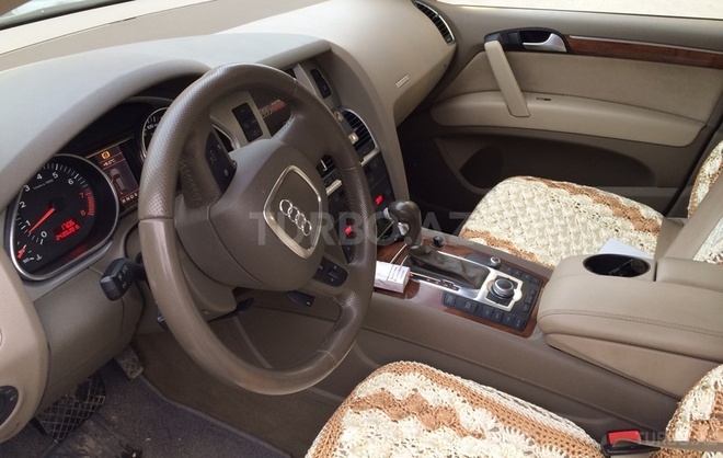 Audi Q7 2010, 60,000 km - 4.2 l - Bakı