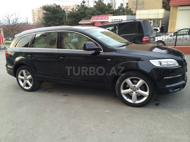 Audi Q7 2010, 60,000 km - 4.2 l - Bakı