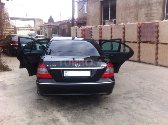 Mercedes E 280 2007, 180,000 km - 3.0 l - Bakı