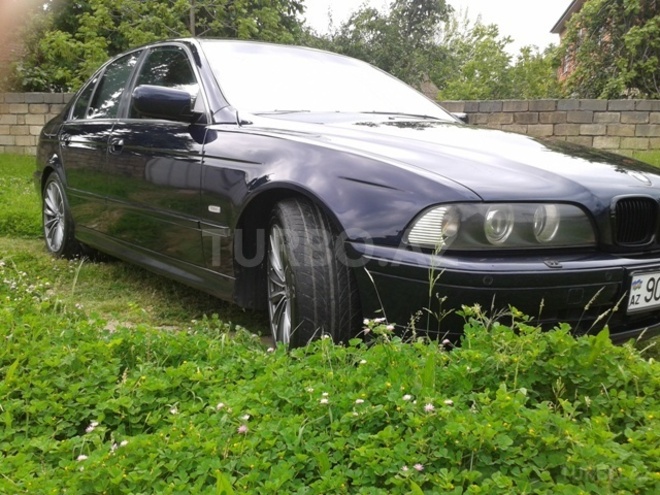 BMW 525 2001, 260,000 km - 2.5 l - Bakı