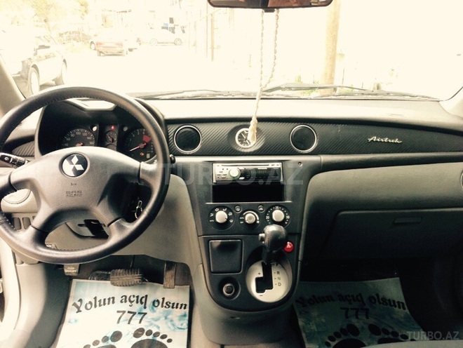 Mitsubishi Airtrek 2002, 175,000 km - 2.4 l - Bakı