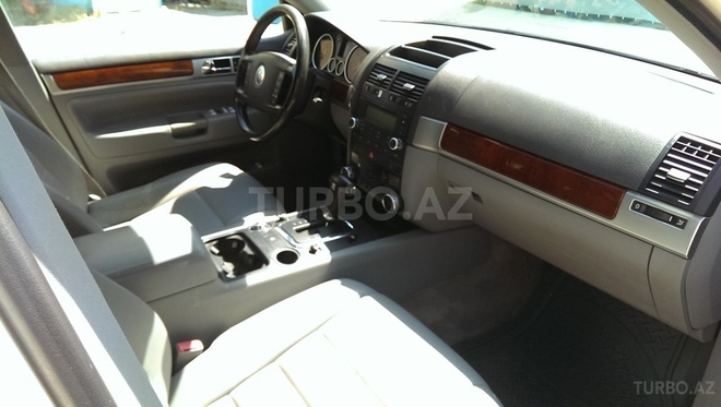 Volkswagen Touareg 2003, 196,000 km - 3.2 l - Bakı