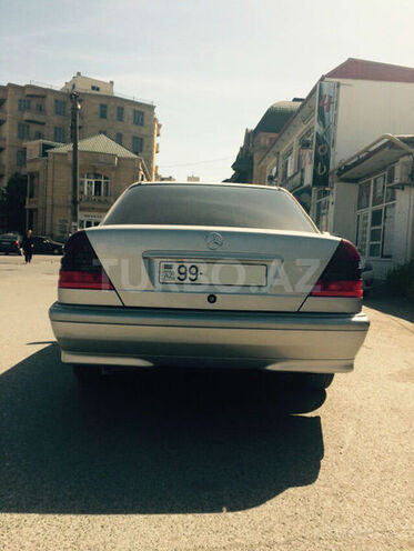 Mercedes C 180 1998, 200,000 km - 1.8 l - Bakı