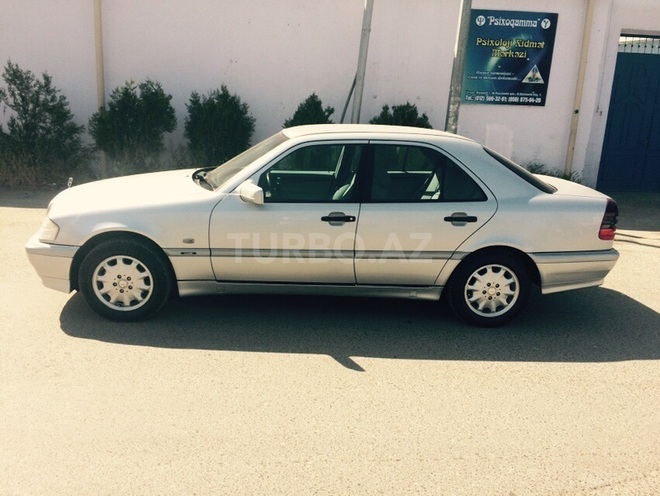 Mercedes C 180 1998, 200,000 km - 1.8 l - Bakı