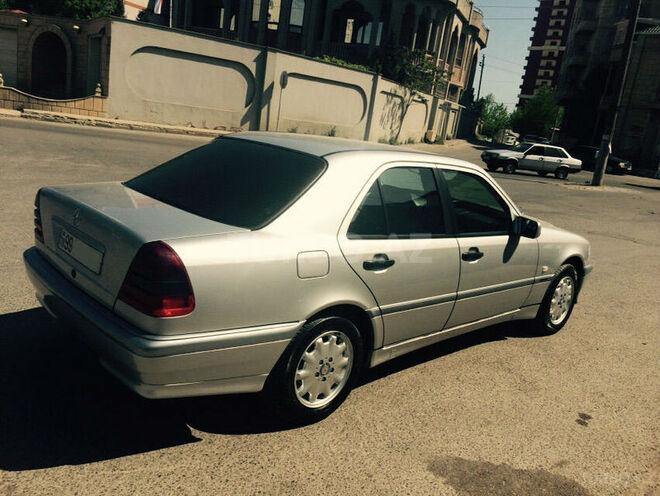 Mercedes C 180 1998, 200,000 km - 1.8 l - Bakı