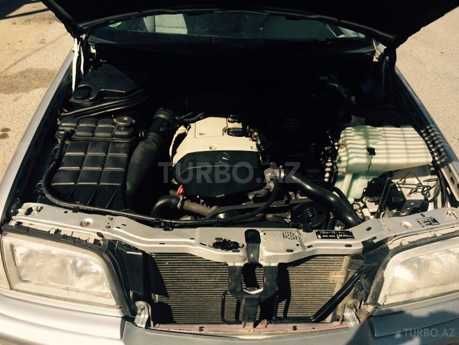 Mercedes C 180 1998, 200,000 km - 1.8 l - Bakı