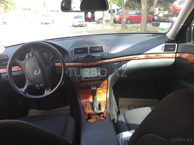Mercedes E 220 2008, 147,000 km - 2.2 л - Bakı