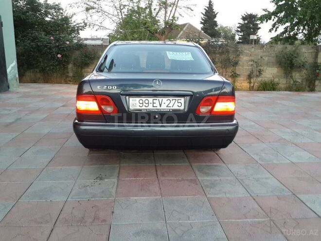 Mercedes E 200 1999, 200,000 km - 0.2 l - Bakı