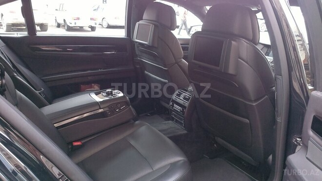 BMW 750 2011, 65,000 km - 4.4 l - Bakı