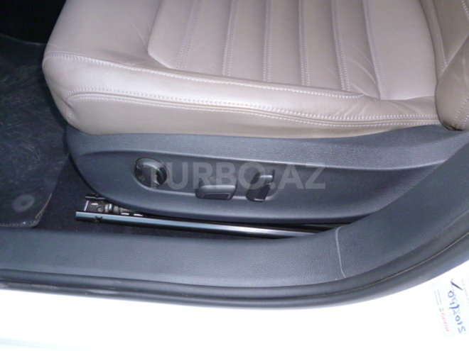 Volkswagen Jetta 2012, 21,000 km - 2.0 l - Bakı