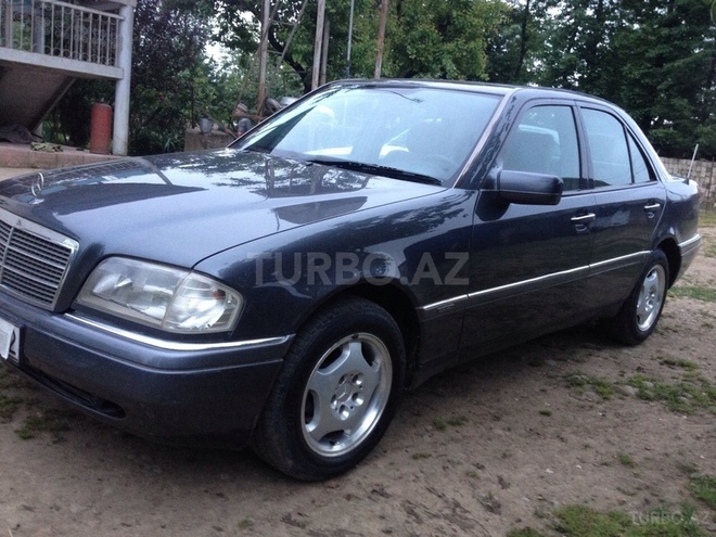 Mercedes C 200 1995, 247,425 km - 2.2 l - Bakı