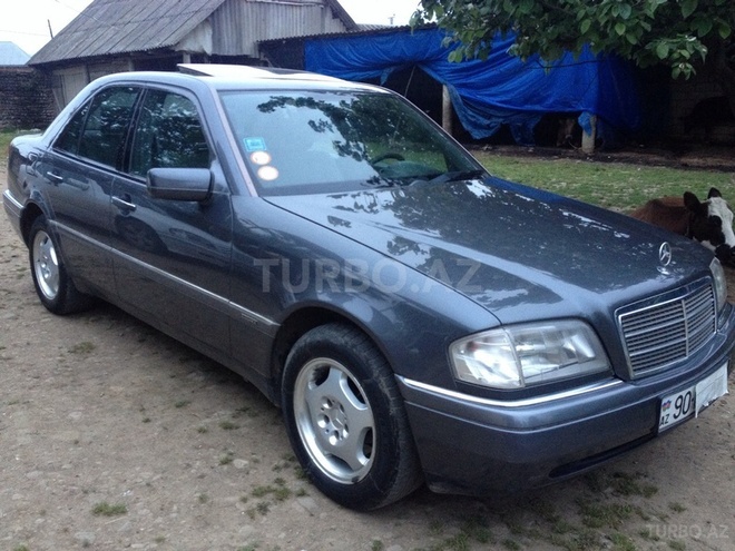 Mercedes C 200 1995, 247,425 km - 2.2 l - Bakı