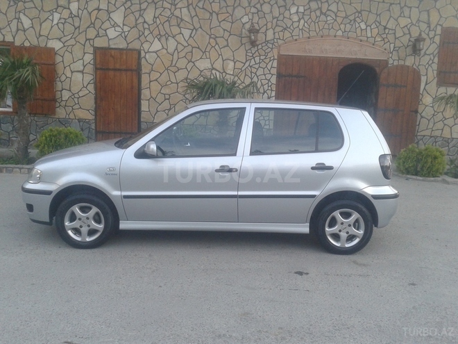 Volkswagen Polo 2001, 168,523 km - 1.4 l - Bakı