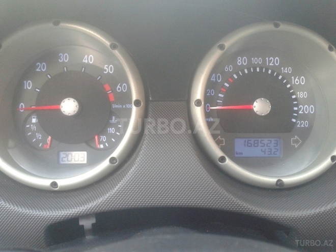 Volkswagen Polo 2001, 168,523 km - 1.4 l - Bakı