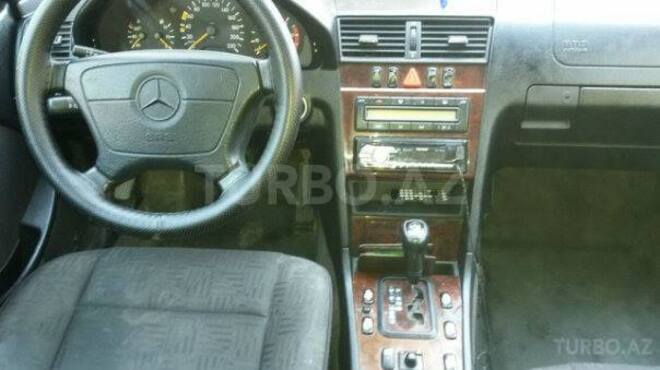 Mercedes C 220 1998, 200,000 km - 2.2 л - Bakı