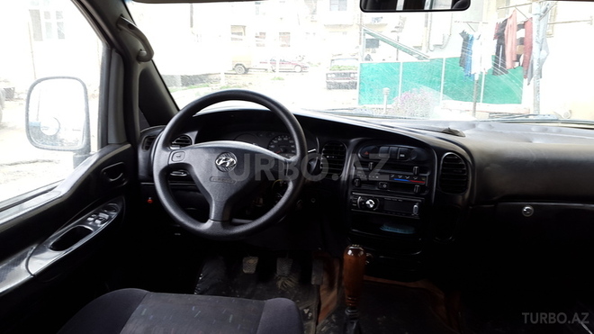 Hyundai H-1 2001, 88,000 km - 2.5 l - Bakı