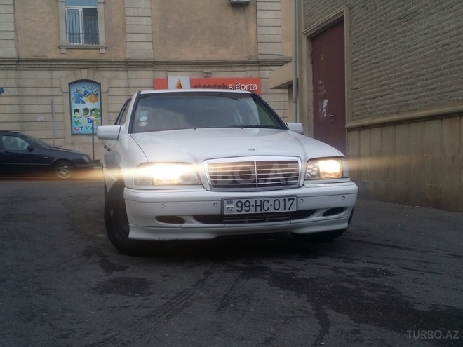 Mercedes C 220 1998, 292,291 km - 2.2 l - Bakı