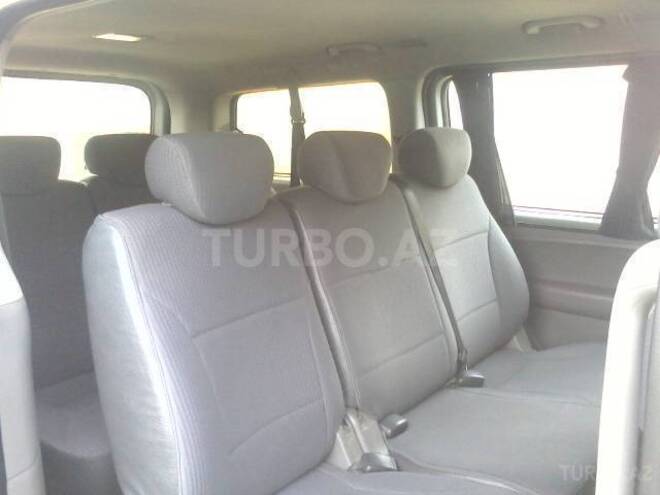Hyundai H-1 2009, 300,000 km - 2.5 l - Bakı