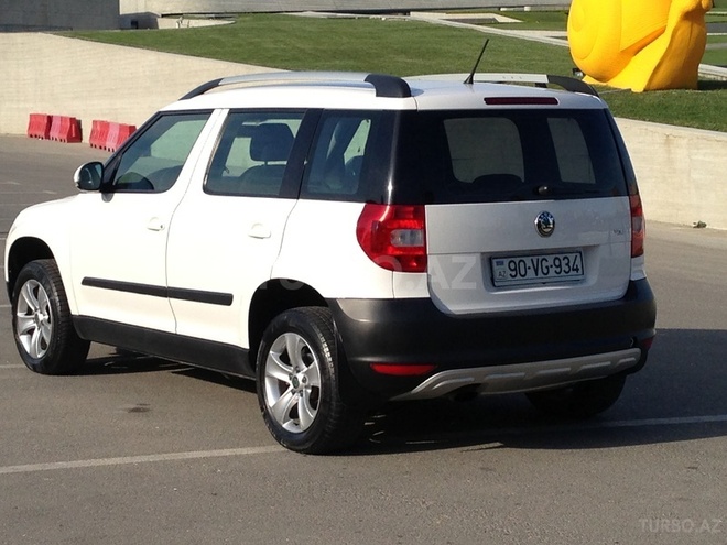 Skoda Yeti 2011, 105,000 km - 1.2 l - Bakı