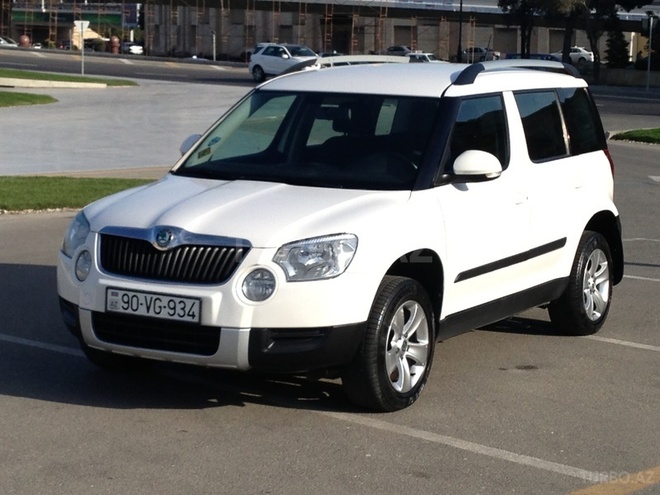 Skoda Yeti 2011, 105,000 km - 1.2 l - Bakı