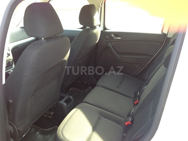 Skoda Yeti 2011, 105,000 km - 1.2 l - Bakı
