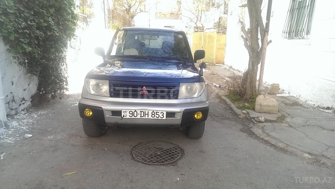 Mitsubishi Pajero io 1998, 385,000 km - 1.8 l - Bakı