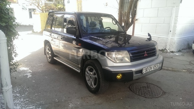Mitsubishi Pajero io 1998, 385,000 km - 1.8 l - Bakı