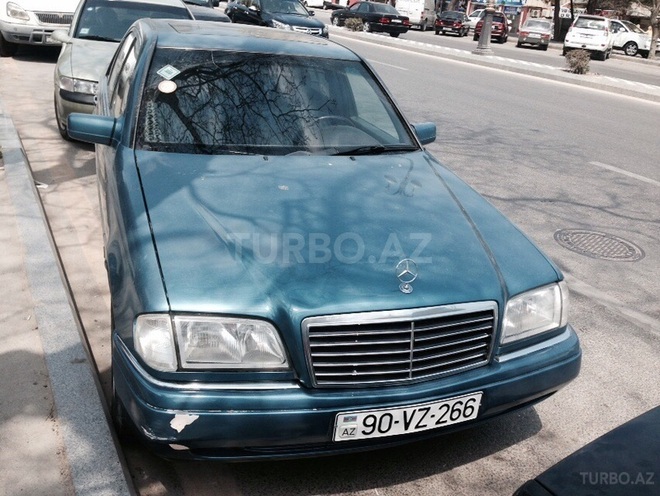 Mercedes C 200 1997, 421,000 km - 2.0 l - Bakı