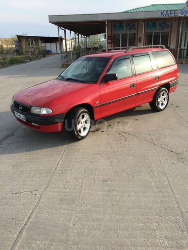 Opel Astra 1993, 410,000 km - 1.6 l - Bakı