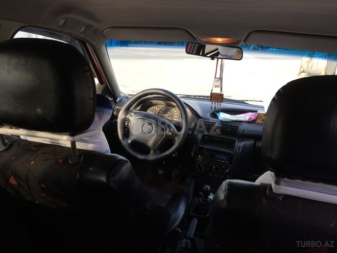 Opel Astra 1993, 410,000 km - 1.6 l - Bakı