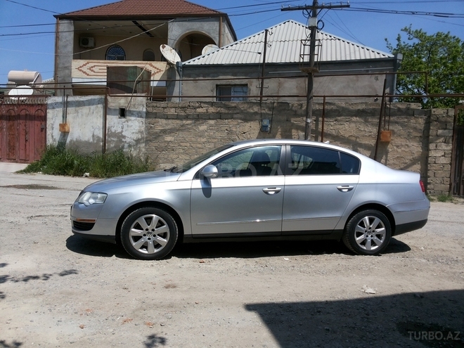 Volkswagen Passat 2006, 160,000 km - 2.0 l - Bakı