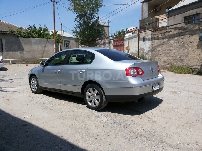 Volkswagen Passat 2006, 160,000 km - 2.0 l - Bakı