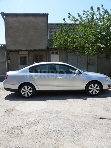 Volkswagen Passat 2006, 160,000 km - 2.0 l - Bakı