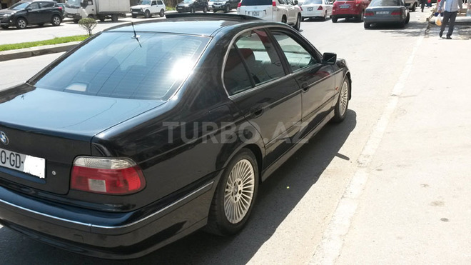 BMW 520 1999, 200,000 km - 2.0 l - Bakı