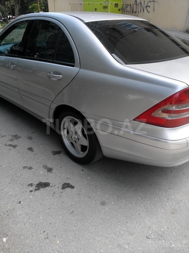 Mercedes C 240 2000, 87,000 km - 2.4 l - Bakı