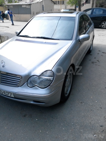 Mercedes C 240 2000, 87,000 km - 2.4 l - Bakı