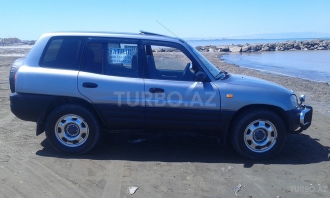 Toyota RAV4 1995, 175,000 km - 2.0 l - Bakı