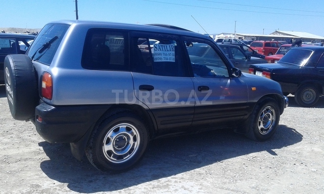 Toyota RAV4 1995, 175,000 km - 2.0 l - Bakı