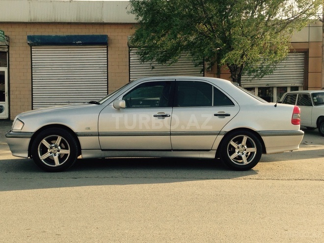 Mercedes C 200 1994, 250,000 km - 2.0 l - Bakı