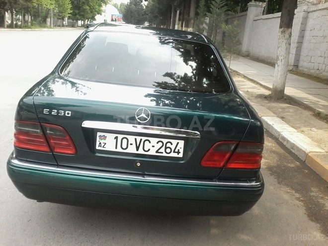 Mercedes E 230 1997, 527,000 km - 2.3 l - Bakı