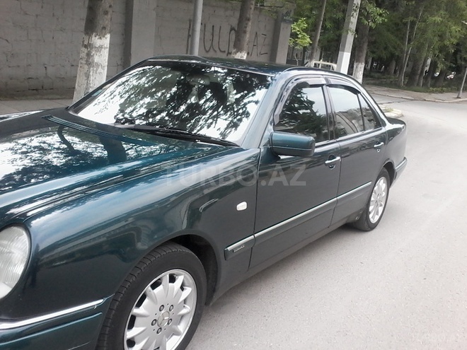 Mercedes E 230 1997, 527,000 km - 2.3 l - Bakı