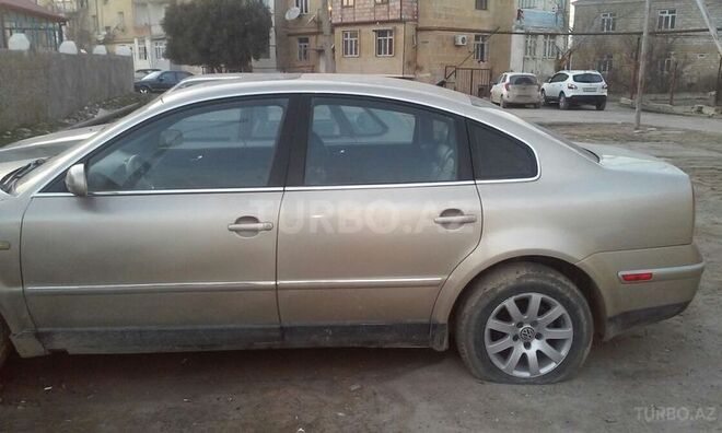 Volkswagen Passat 2001, 250,000 km - 1.8 l - Bakı